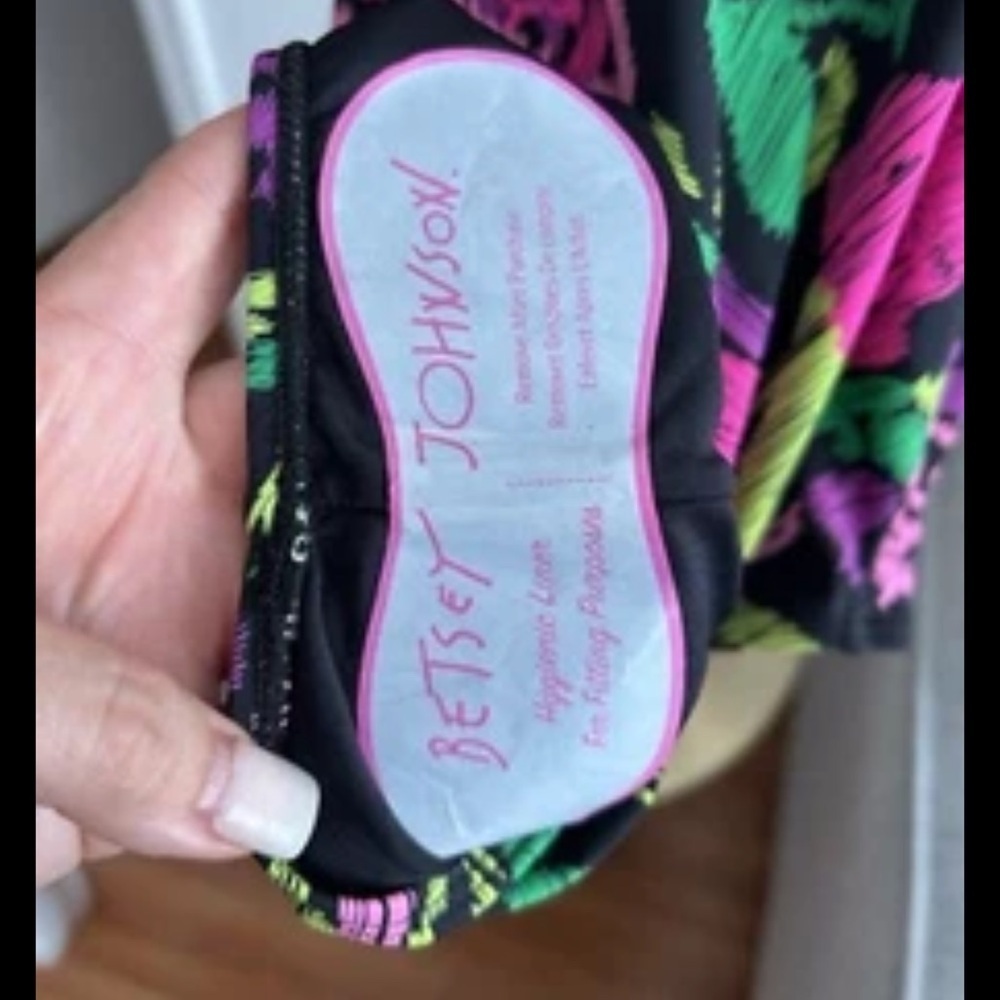 Betsey Johnson Floral Coquette One Piece Swimsuit M Beach Femenine Summer - Picture 9 of 9